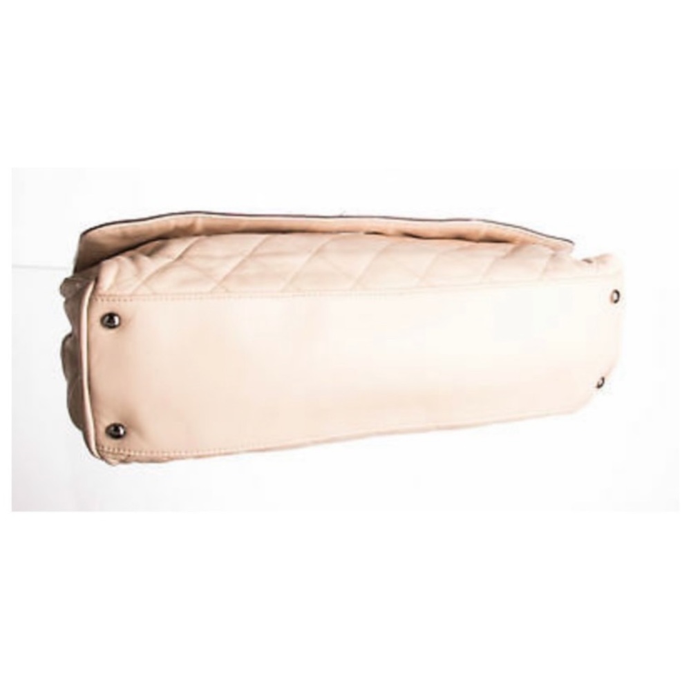 💯 authentic lambskin CHANEL bag - Picture 4 of 8